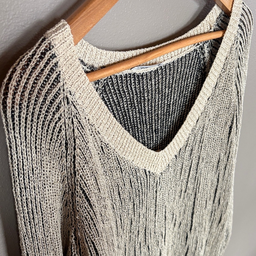Chic Beige V-Neck Sweater - Picture 6 of 9